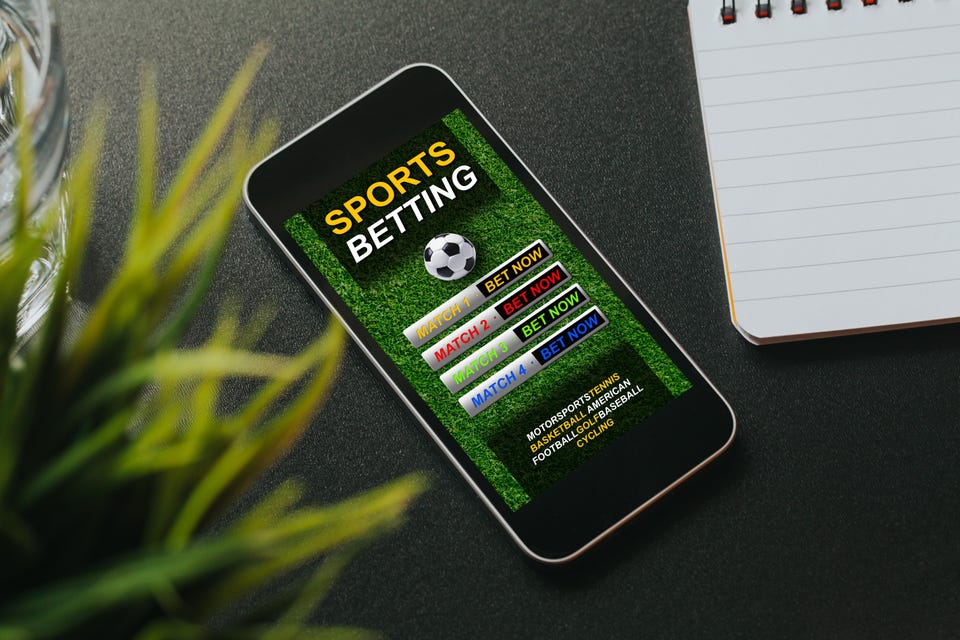 What You Should Know Before Betting On Football Online
